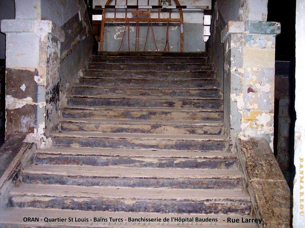 50 - ORAN HOPITAL MILITAIRE BAUDENS.JPG